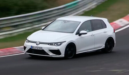 El nuevo Volkswagen Golf R ya pasea sus 333 CV por Nürburgring en este vídeo