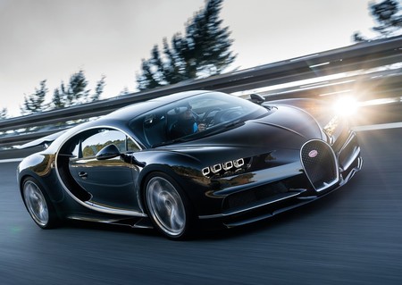 ¡A llenar la alcancía! Bugatti analiza fabricar un Chiron más barato, eléctrico o híbrido