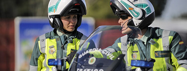 La Guardia Civil de Tráfico, en pie de guerra: se están quedando sin motoristas y acusan a la DGT de "priorizar poner radares"