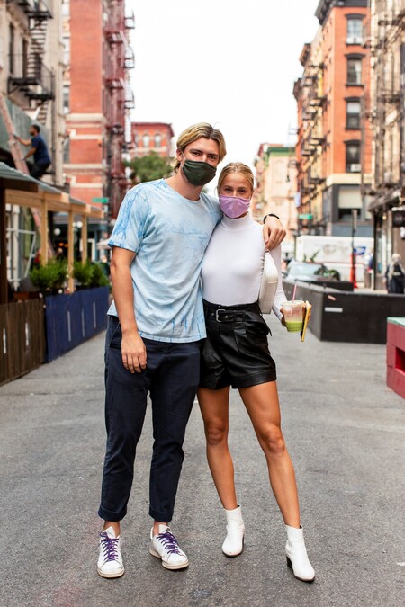 El mejor streetstyle de la semana: mascarilla o pañuelo, así se protegen en Nueva York frente al virus