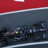 Valtteri Bottas le arrebata la pole a Lewis Hamilton y Nico Hulkenberg sorprende siendo tercero