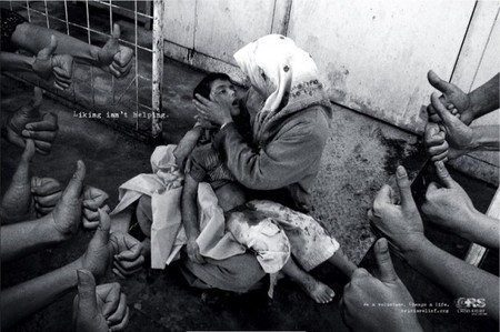 Los "me gusta" no ayudan, genial campaña publicitaria para Crisis Relief