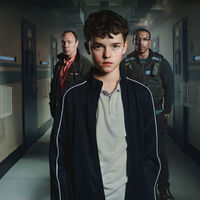 Netflix no tenía rival en la categoría de mejor miniserie del año: 'Adolescencia' triunfa en los Globos de Oro