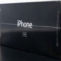 El iPhone menos vendido de la historia rompe todos los récords en una subasta y se convierte en el móvil más caro de todos los tiempos 