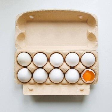 Esta es la razón por la que no ves casi huevos blancos en los supermercados aunque sean como los marrones 