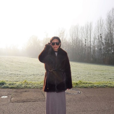 Mitad pelo mitad piel: dos chaquetas de Zara en una pura tendencia y súper calentitas