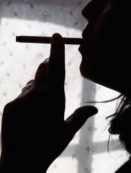 Fumar durante el embarazo multiplica por nueve el riesgo de que los niños sufran déficit de atención con hiperactividad