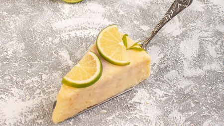Pay de avena y limón sin horno: una receta fácil, ligera y lista en solo 10 minutos