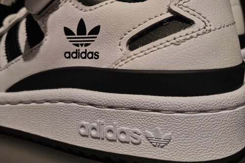 Adidas comienza las rebajas en su outlet con zapatillas, chaquetas y más a casi mitad de precio  