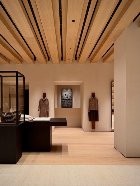 Nueva Tienda Zara Boutique Diagonal Barcelona Museo Elegante