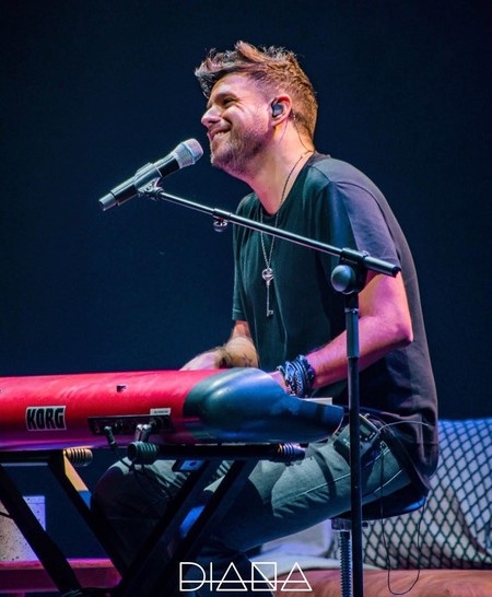 Quien esté libre de piano que tire la primera piedra... y se la tiraron a Pablo López, que sale llorando