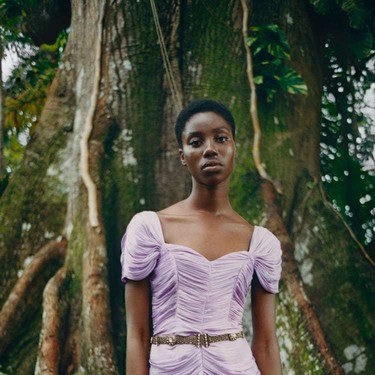 Zara confirma en su nueva colección que el color lila y las flores arrasarán en primavera 