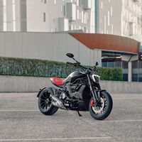 Nueva Ducati XDiavel Nera: una edición limitada a 500 unidades que presume de una personalización de lujo 