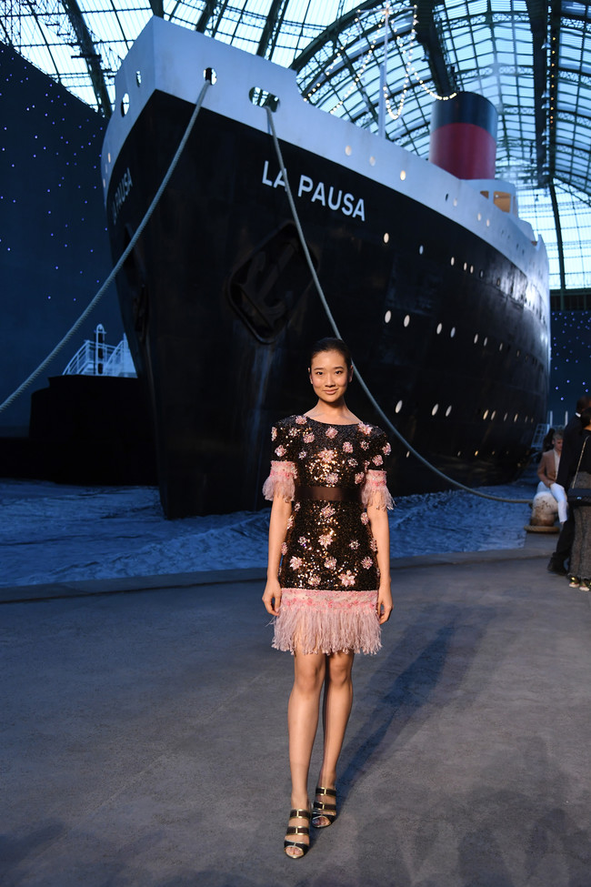 Chutimon Chuengcharoensukying Chanel 2018 19 Cruise Collection 3