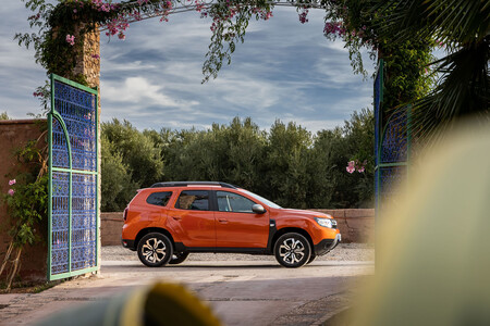 Dacia Duster On Road 077