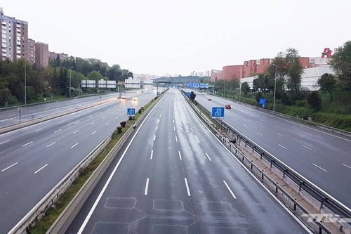 Un mes de cuarentena: las imágenes de Madrid y Barcelona convertidas en ciudades desiertas sin contaminación