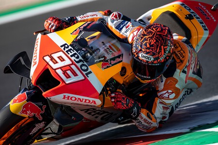 Marc Marquez Se Monta Encima De Una Motogp 100 Dias Despues De Su Operacion 001
