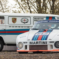 ¡Anímate! Este Porsche 935 clásico puede ser tuyo ¡e incluye una Combi! 