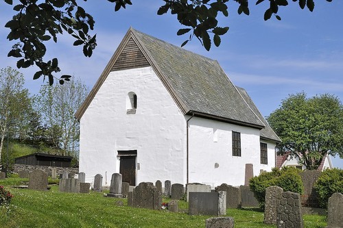 La iglesia románica de Moster y los encantos de las construcciones vikingas