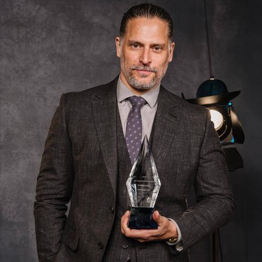 Joe Manganiello, 49 años: "Como hombre, mi trabajo no es complicarle la vida a los demás. Mi valor radica en ser de utilidad para otros. Y si quedo incapacitado para ser útil, entonces deja de haber una razón para estar ahí"