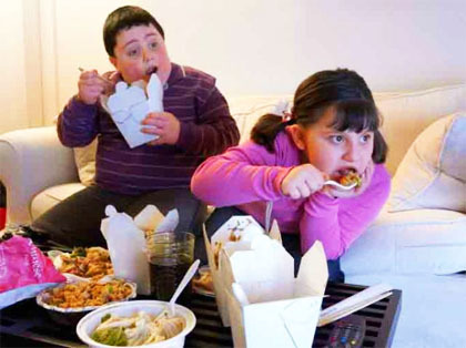 ¿Es perjudicial para nuestra salud comer deprisa?