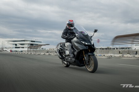 Yamaha Tmax 2022 Prueba 020