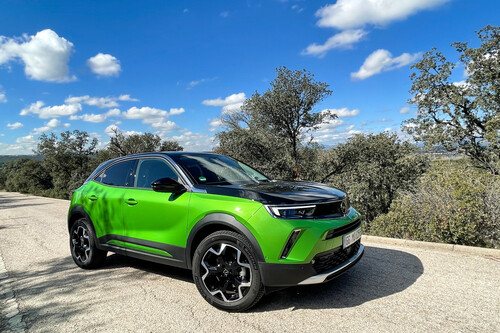Probamos el Opel Mokka: giro de timón para este pequeño SUV que ahora es brillante por diseño y comportamiento