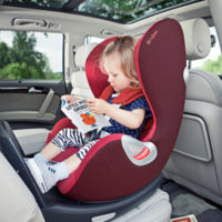 Cambia la norma sobre llevar niños en el asiento delantero del coche