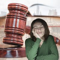 Las últimas exigencias para reclamar por vía judicial bloquean a miles de autónomos en la recuperación de sus facturas 