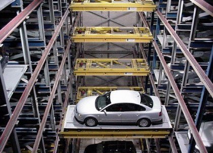 Un parking robotizado deja atrapados a cientos de coches