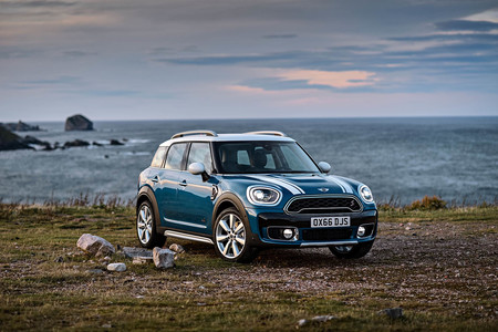 Llega el MINI Countryman 2017 con una estética continuista y un motor híbrido plug-in de 224 CV