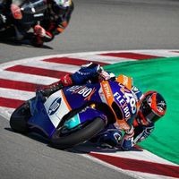 Augusto Fernández vuela en Montmeló y consigue su primera pole position en Moto2 por 21 milésimas