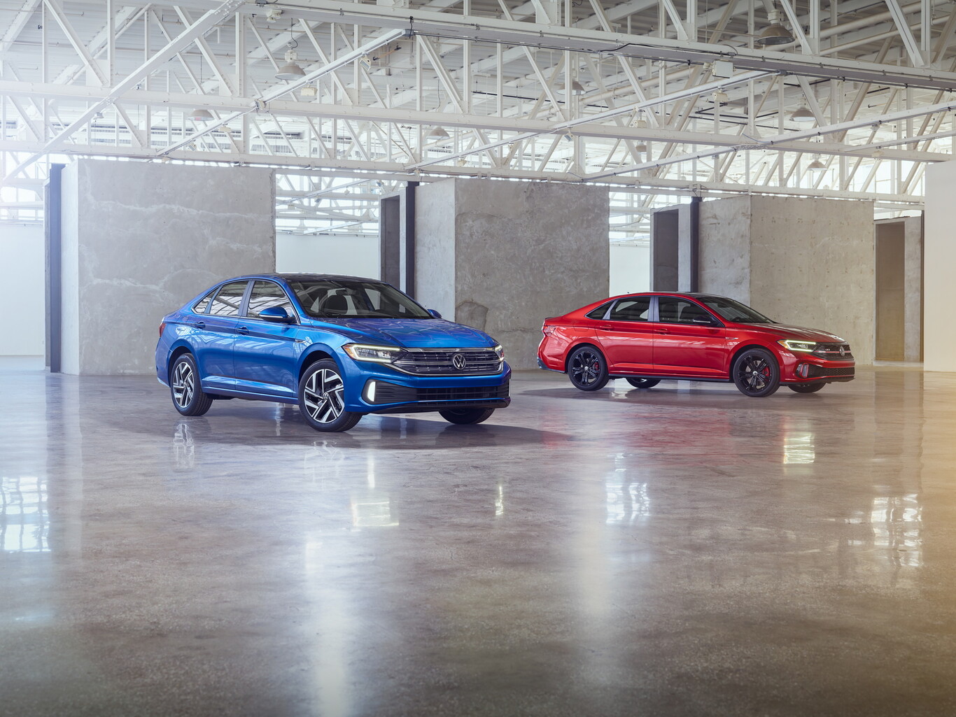 El Volkswagen Jetta 2022 se pone al día, con nuevo rostro y asistencias para todas sus versiones en México