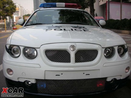 Coche policia chino
