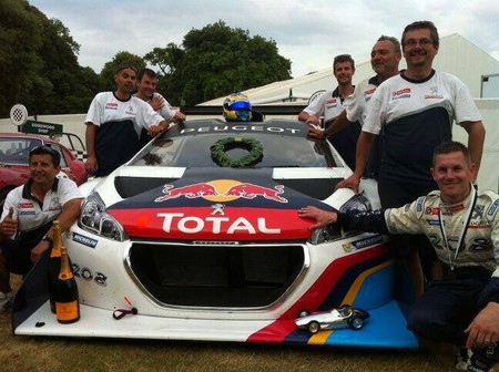 El Peugeot 208 T16 no pudo con el record de Goodwood