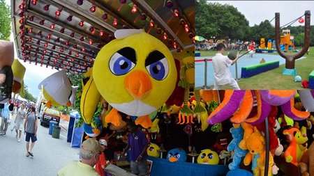 China abre una atracción sobre Angry Birds en un parque temático, pero sin pagar derechos a Rovio. Vídeo