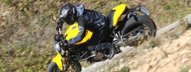 Probamos la Ducati Monster 821, la más equilibrada de la familia y fiel al concepto Monster original