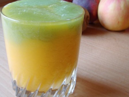 Dos alimentos que puedes añadir al zumo del desayuno para hacerlo más saludable