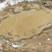 Durante miles de años los seres humanos hemos evitado atravesar el desierto de Taklamakán. Ahora China está criando pescado allí