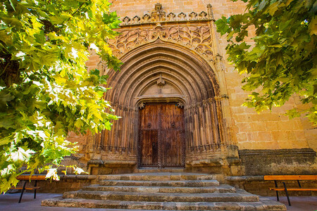 Viajes Escapadas Turismo Espana Pueblos Cascada Urbana Teruel Otono
