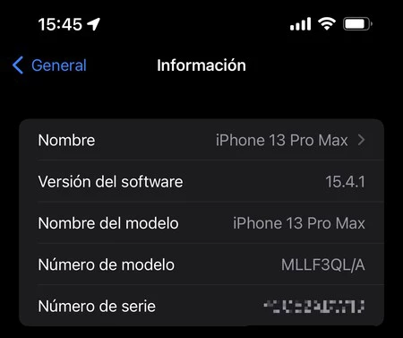 iPhone 13 のシリアル番号