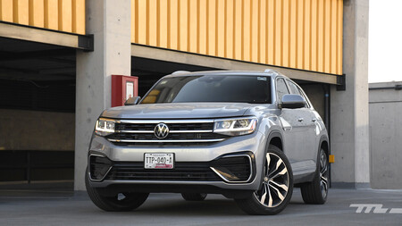 Volkswagen Cross Sport, a prueba: el "X6 del pueblo" es un Teramont disfrazado de "coupé"