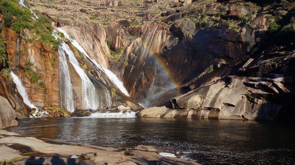 La cascada más bonita e impresionante de España con 100 metros de alto que apodan el 'Niágara Gallego' 