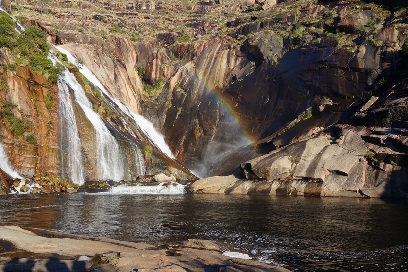 La cascada más bonita e impresionante de España con 100 metros de alto que apodan el 'Niágara Gallego'