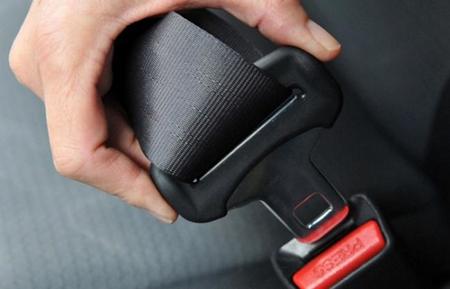 General Motors obligará a usar el cinturón de seguridad en EEUU
