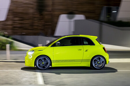 New Abarth 500e 25