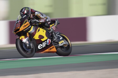 Sam Lowes confirma su dominio y Raúl Fernández roza el podio en su primera carrera de Moto2