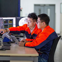 China quería colonizarnos primero con sus coches baratos y ahora con sus fábricas. Y no está sola