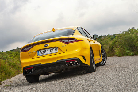Kia Stinger Gt Dma 8867