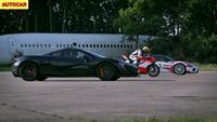 Dragrace: Ducati Superleggera vs Porsche 918 Spider vs McLaren P1